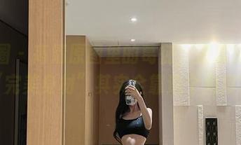 微密圈 – 高清原图里的葛征，酒店对镜的“完美身材”其实全靠这个角度？
