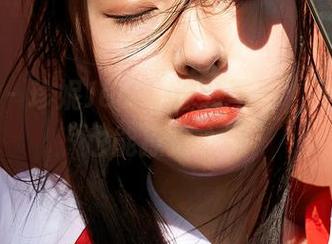 蜜桃社 – 珍妮Jeane泳装写真，不用圣光也能撩拨心弦