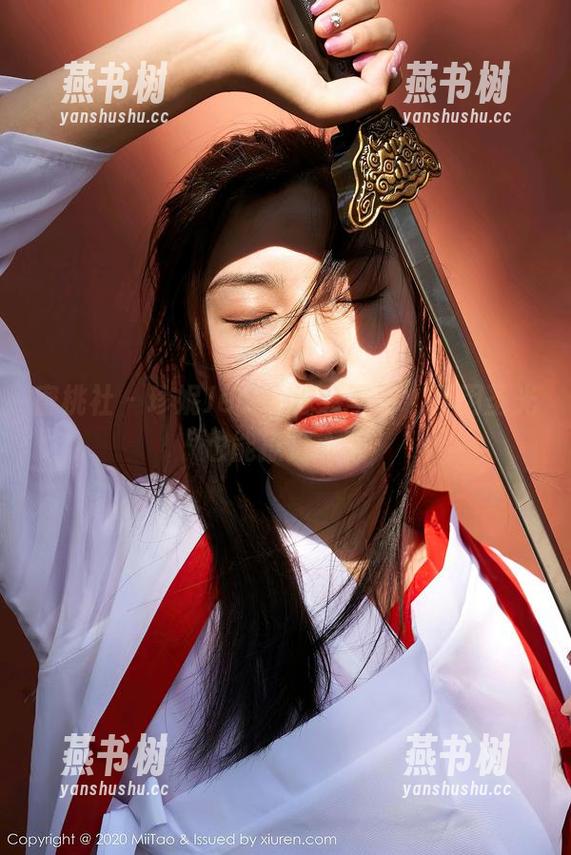 蜜桃社 - 珍妮Jeane泳装写真，不用圣光也能撩拨心弦