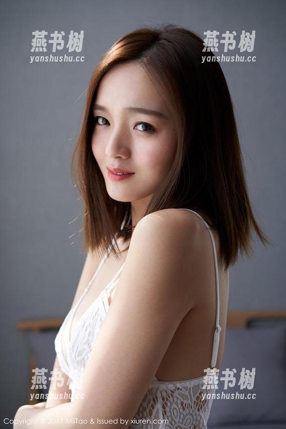 蜜桃社 - 白衬衫全集——默默Momo，似乎不止于表面那样光鲜。