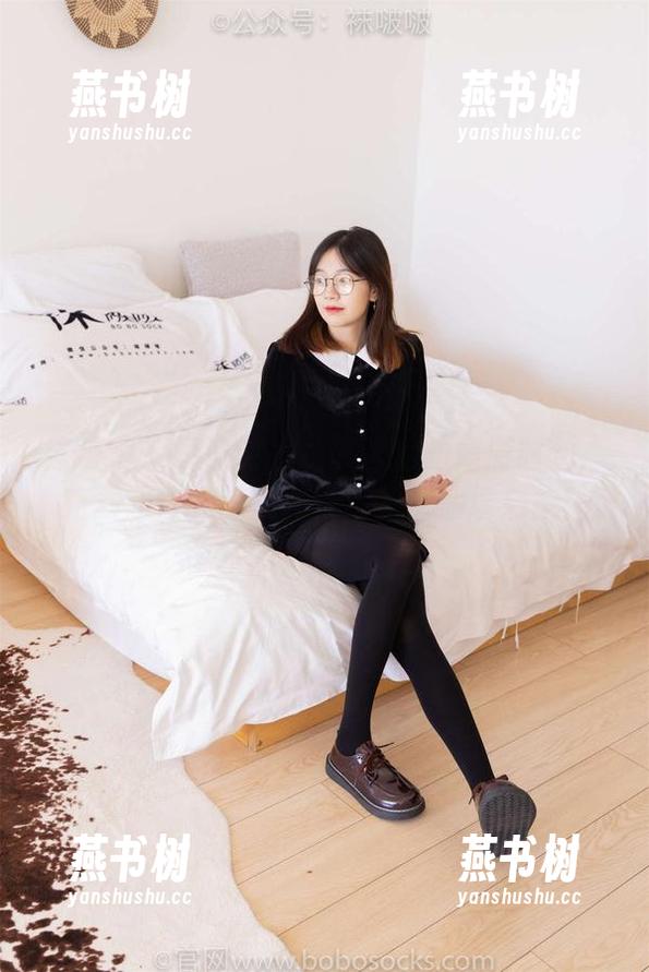 袜啵啵 - 奶油的瑜伽裤背后的嬉游时刻：充满期待的美图合集，丝滑仙境启航！