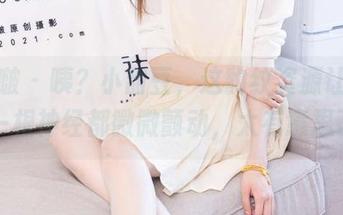 袜啵啵 – 咦？小甜豆，这豹纹资源让我的每一根神经都微微颤动，太有意思了。