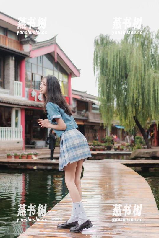 福利来啦！西瓜少女的甜心照片，打开就想咬一口。