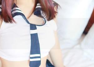轰趴猫 – Ellie艾栗栗最新女神合集，不带走你的注意力都难呐！