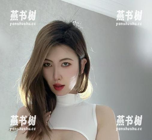 微密圈 - 这皮衣套图真能让人流连，醇子小姨亲密待你下载！