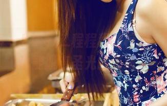 青豆客 – Kiren_程程程的校服，原图里也能脱离圣光的束缚。