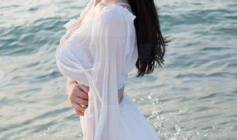 魅妍社 – 九儿的私房写真新作：和服，我的每一根神经都在细腻的质感中颤动…