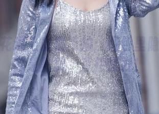 当姐妹花遇上魔镜街拍：图包里隐藏着的就是默契，直接爆发！